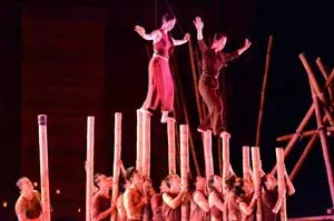 VĐHN: Thấy gì qua thành công của “À Ố Show”?