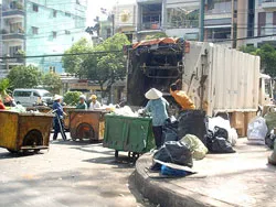 Tình hình thu gom, vận chuyển rác trên địa bàn thành phố