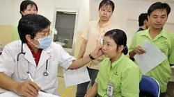 Blouse trắng tình nguyện vì sức khỏe cộng đồng