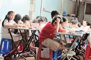 Những quy định “cấm dễ - quản lý khó” của ngành giáo dục br iPhần 1: Những quy định cấm từ…ngọn/i