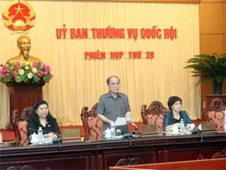 Nhìn lại phiên họp thứ 20 của Ủy ban Thường vụ Quốc hội khóa 13