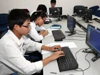 Thành đoàn tổ chức lớp hướng dẫn kiến thức về Internet 