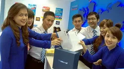 Xét tặng 43 suất học bổng tiếp sức cho tân sinh viên vượt khó, học giỏi