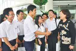 Quỹ Lawrence S Ting trao học bổng  lần thứ 11 và tài trợ năm 2014