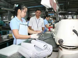 Tiếp tục xây dựng giai cấp công nhân ngày càng vững mạnh