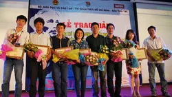 Trao giải cuộc thi Tuổi trẻ học tập và làm theo tấm gương đạo đức Hồ Chí Minh