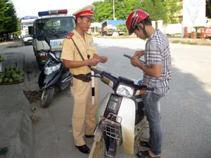 Vi phạm về an toàn giao thông, bảo vệ môi trường ở quận 1 tăng cao
