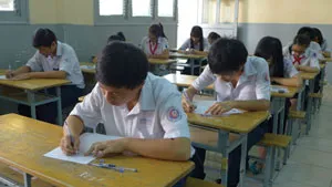 Bỏ xét tuyển vào lớp 10 công lập: Mừng nhiều hơn lo