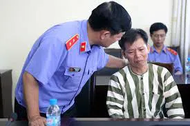 Nên xem lại quy trình điều tra, tố tụng vụ án của các cơ quan pháp luật