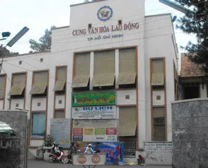 Hàng chục ngàn người lao động đến sinh hoạt mỗi ngày tại Cung văn hóa Lao động