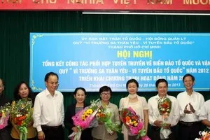 Công Đoàn Viên chức TPHCM vận động hơn 6 tỷ đồng quỹ xã hội năm 2013