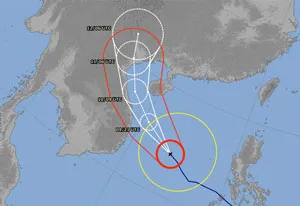 Sức gió bão số 14 giảm nhưng phạm vi mở rộng
