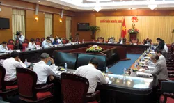 Quốc hội thảo luận về dự án luật Hôn nhân và Gia đình sửa đổi; dự án luật sửa đổi, bổ sung một số điều của Luật bảo hiểm y tế