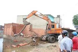 Đảm bảo trật tự xây dựng - Cần giải quyết từ gốc