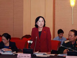 Luật về xuất nhập cảnh cần thể hiện rõ và đầy đủ nguyên tắc chủ quyền quốc gia và bình đẳng trong quan hệ quốc tế
