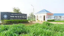 2 trang trại chăn nuôi bò sữa đạt chứng nhận ISO 9001:2008