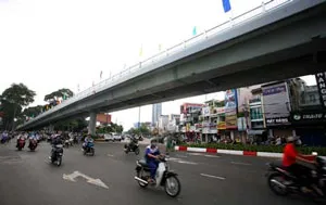 TPHCM không còn ùn tắc giao thông trên 30 phút trong năm 2013