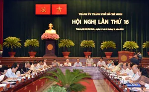 Tiếp tục đẩy mạnh thực hiện chương trình giảm hộ nghèo, tăng hộ khá của TPHCM