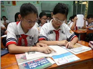 Nhìn nhận lại việc triển khai cùng lúc nhiều bộ SGK trong nhà trường