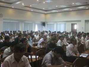 Hội nghị Báo cáo viên TPHCM tháng 11-2013