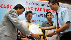 Trao giải cuộc thi sáng tác thơ Haiku Nhật Bản năm 2013
