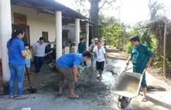 Tuyên dương 45 khu phố, ấp an toàn, sạch đẹp, văn minh, nghĩa tình