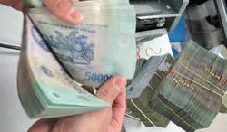 Nhiều nét mới trong chăm lo thưởng Tết cho người lao động