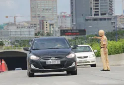 Tăng cường xử lý vi phạm giao thông tại đường hầm sông Sài Gòn