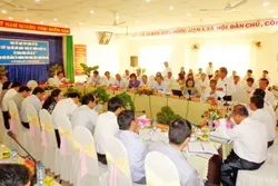 Quận ủy Bình Tân tiếp và làm việc đoàn công tác Thành ủy