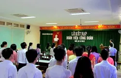 Ưu tiên kinh phí cho việc đào tạo, bồi dưỡng cán bộ công đoàn, phát triển đoàn viên