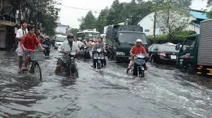 Triều cường đạt mức 1,62 mét vào chiều tối 3/1
