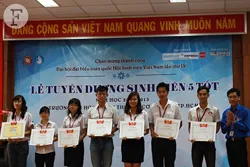 Tuyên dương 135 “sinh viên 5 tốt” của trường Đại học Ngoại Thương