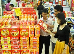 TPHCM tăng cường chăm lo Tết cho người dân
