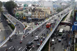 Năm 2013: Năm thứ 6, TP.HCM liên tục kéo giảm về tình hình tai nạn giao thông trên cả 3 mặt
