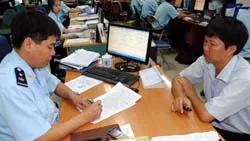 Hải quan TPHCM: Phát hiện và bắt giữ 6.517 vụ vi phạm buôn lậu và gian lận thương mại năm 2013