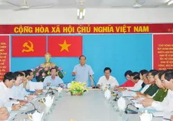 Bí thư Thành ủy TPHCM kiểm tra đánh giá công tác chăm lo Tết tại Bình Chánh