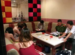 VĐHN: Mại dâm biến tướng, trá hình - căn bệnh trầm kha