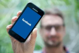 VĐHN: Facebook - hãy là người sử dụng thông minh