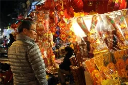 VĐHN: Đốt hàng mã - hủ tục cần loại bỏ