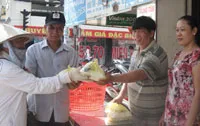 Những người thầm lặng vì cộng đồng