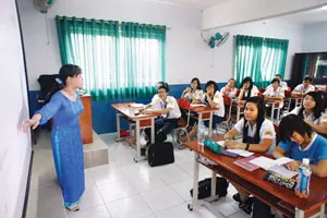 TPHCM khởi sắc thưởng tết cho giáo viên