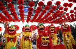 Không khí đón xuân Giáp Ngọ tại các nước châu Á