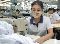 Đề xuất sớm đưa chính sách ưu đãi lao động nữ vào thực tiễn