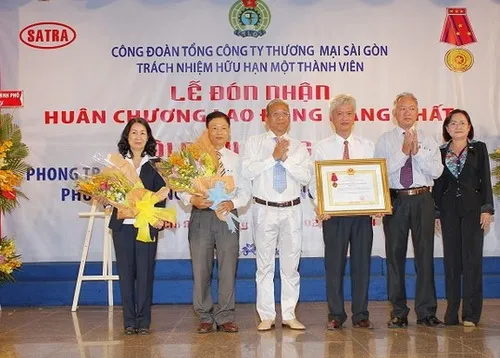 Công đoàn Tổng công ty Thương mại Sài Gòn đón nhận Huân chương Lao động hạng Nhất