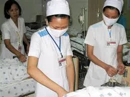 Những thầy thuốc người dân tộc tận tụy với nghề