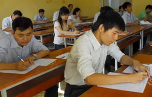 Xây dựng đội ngũ cán bộ CC-VC TPHCM đáp ứng yêu cầu theo mô hình Chính quyền đô thị