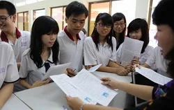 Ngày đầu nộp hồ sơ đăng ký dự thi ĐH-CĐ năm 2014