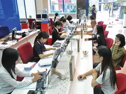 Giảm lãi suất huy động góp phần hỗ trợ tăng trưởng kinh tế