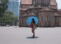 TPHCM: Nắng nóng sẽ còn kéo dài