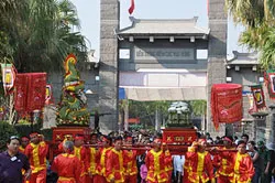 Văn bia ghi tạc công đức các Vua Hùng, nhắc nhớ lịch sử